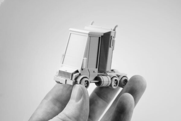 IMG-20251216-WA0022 Tooned Semi Truck Kit Card